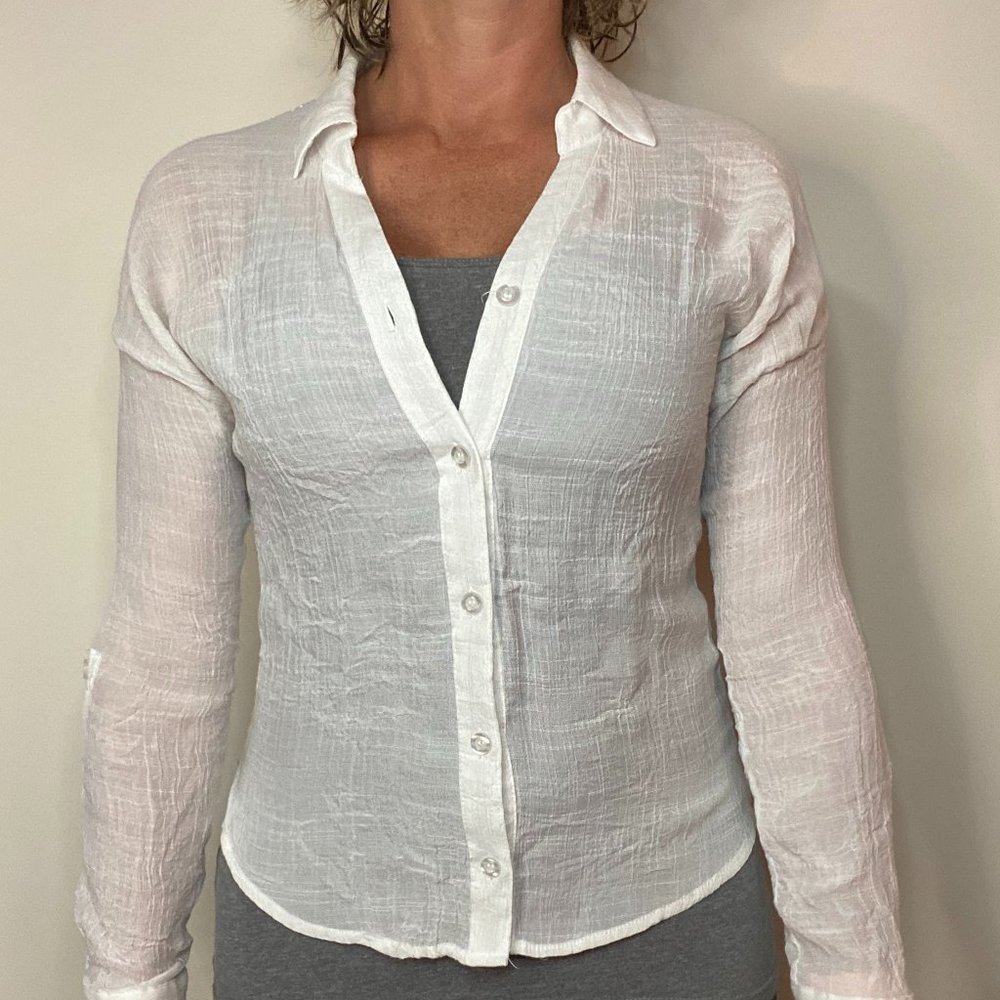Blouse, White & Blue lacy back